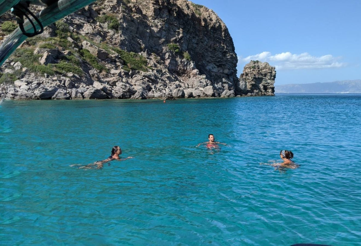 SPEZIELLE FAHRT (5 Std.): 10:00–15:00 UHR / Max. 9 PERSONEN / Ort: HAFEN VON KOS